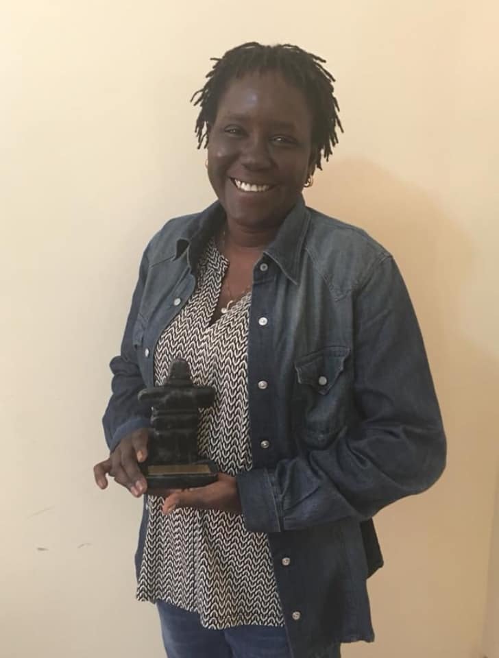 Félicitations à Mame Woury Thioubou (Sénégal) pour son film : "FIFIIRÉ EN PAYS CUBALLO", pour le PRIX DU MEILLEUR LONG MÉTRAGE DOCUMENTAIRE, remis par l’OIF et par TV5 Québec Canada, lors de notre 35ème Festival international de cinéma Vues d’Afrique.