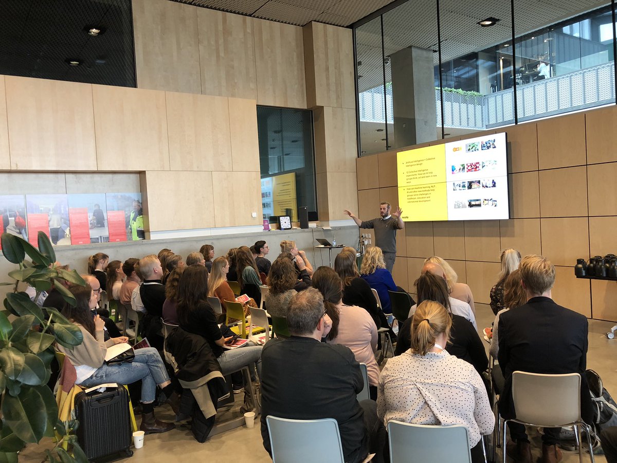 villum's tweet photo. In @CFIAarhus today, @PeterBaeck spreading the gospel as part of @internetweekdk - in an inspiring sermon about harnessing collective intelligence and taking critical approaches to technology. Lots of good case examples from @nesta_uk’s work #internetweekDK https://t.co/AxT9UpU8Xr