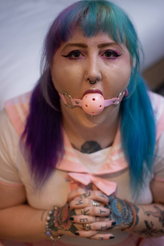 Wake up with our naughty pastel babe @LolitaRoseXPP ow.ly/SEC150u3UZs