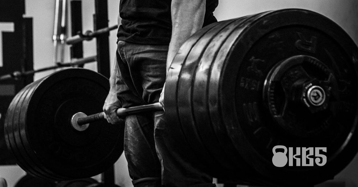 kb5cz's tweet image. [ČLÁNEK + PROGRAM] 5 cviků, 5x týdně, 5 opakování každý den, a na necelých 5 týdnů:

 &amp;gt;&amp;gt;&amp;gt; kb5.cz/2019/05/mysl-v…

Minimalistický, ověřený a populární #StrongFirst program

#KB5 #FuTr #StrongFirstcz #sila #posilovani #posilka #velkacinka #kettlebell