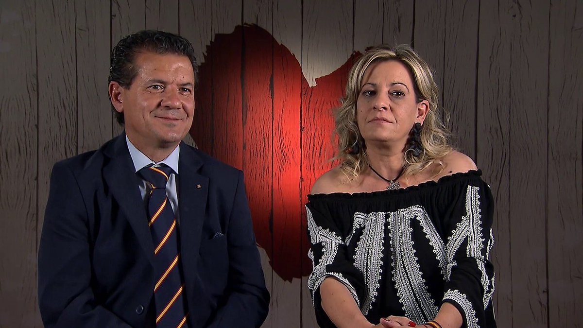 MedInfinityES's tweet photo. José Luis es un patriota y llega a #FirstDates891 en busca de alguien que comparta sus forma de ver la vida. ¿Será Sonia la persona indicada? 🤔 ¡Ya puedes volver a ver su cita en mitele📺! https://t.co/pwhtHxWtJL https://t.co/UMLdXbJFbR