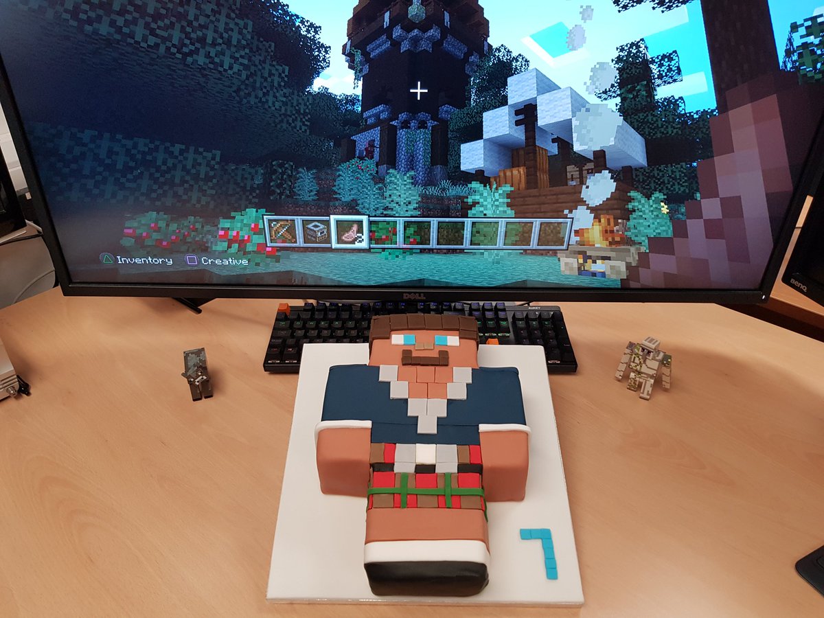 4j Studios Twitterissa Happy 7th Birthday Minecraft Xbox 360 Edition