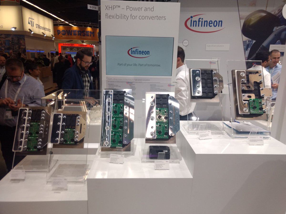embedded_comp's tweet photo. Infineon's new XHP high-power flexible converter solution.
#pcimeurope #infineon #pcim2019 https://t.co/lFr70ByQTk