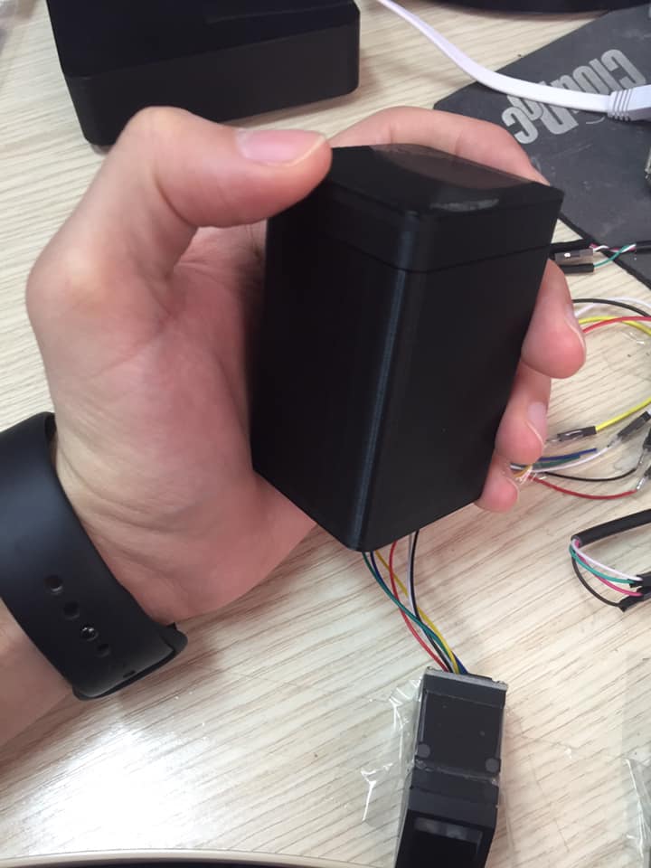 ardawanx's tweet photo. Working on #linuxBox thatโs my very first portable mini computer.Sometimes I need to access my confidentials & I donโt wanna use other computers. In this box will put a #RPI #ZeroW with a booster & a single lithium ion battery. It will run headless via #ssh ๐ค https://t.co/gJjAcTK7b6