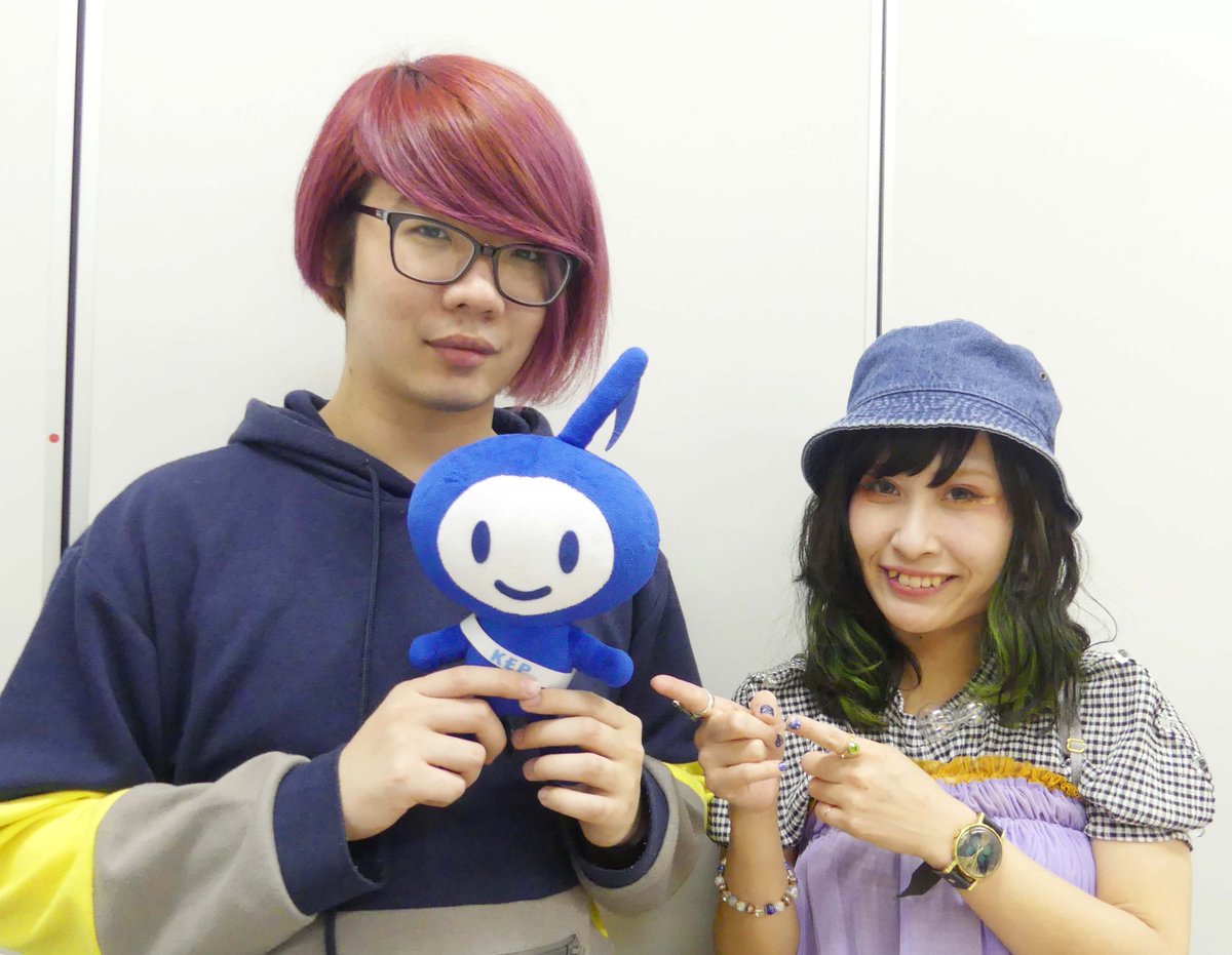 KEP_KUN's tweet photo. 【INTERVIEW】

嘘とカメレオンの #渋江アサヒ さんと #チャム(.△)さんの
お二人にお話を伺いました♪
掲載をお楽しみに！

コンサートの詳細はこちら↓
https://t.co/5hK8hB6T8o

#嘘とカメレオン https://t.co/tPu6KFHHfi