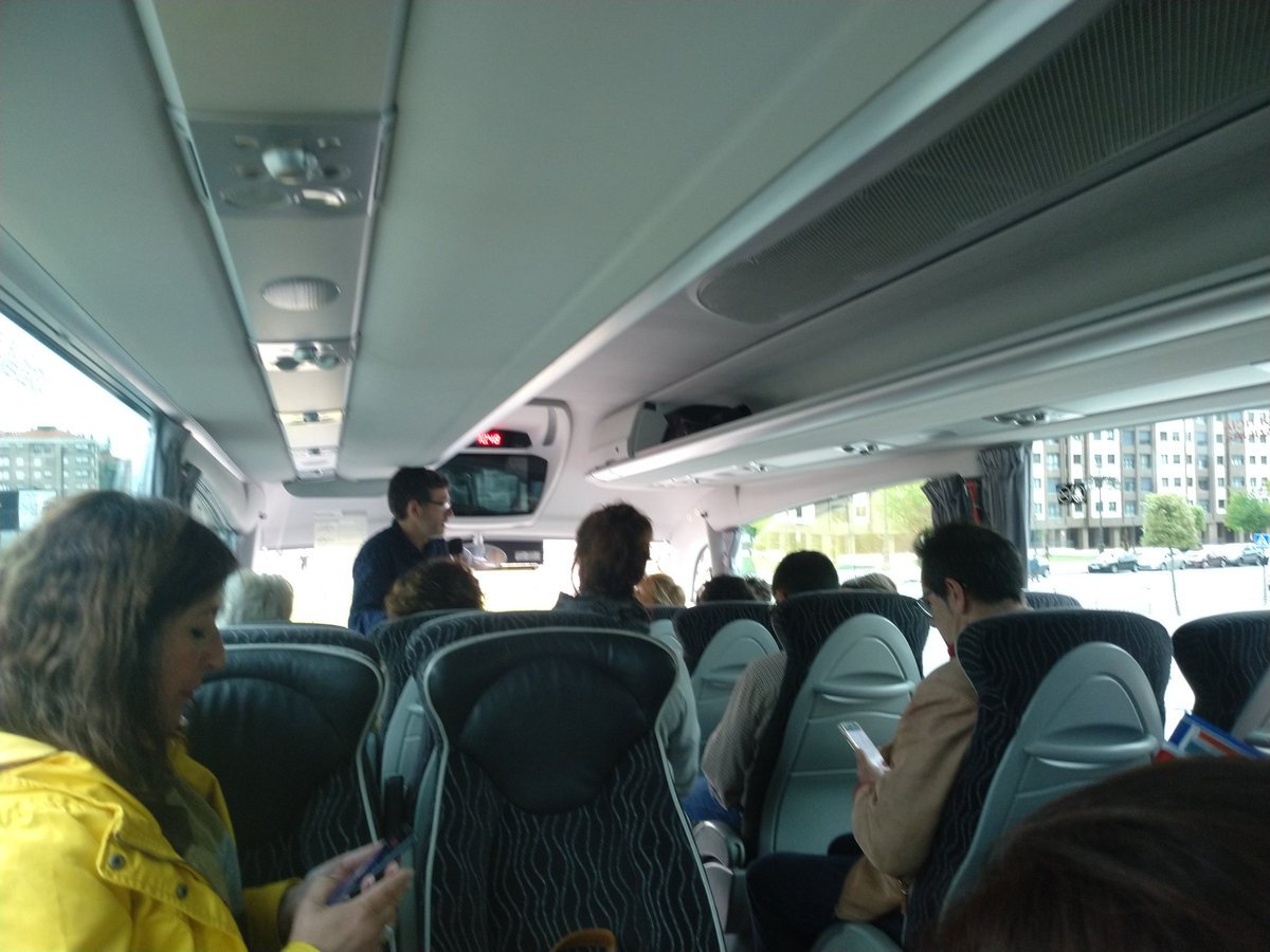 ADEIPA's tweet photo. Después del encuentro con los representantes de los partidos políticos de Oviedo, arranca el #bussocial de @EapnAs rumbo a Avilés con @calixtohcc presentando la red https://t.co/wAe0HkpvS5