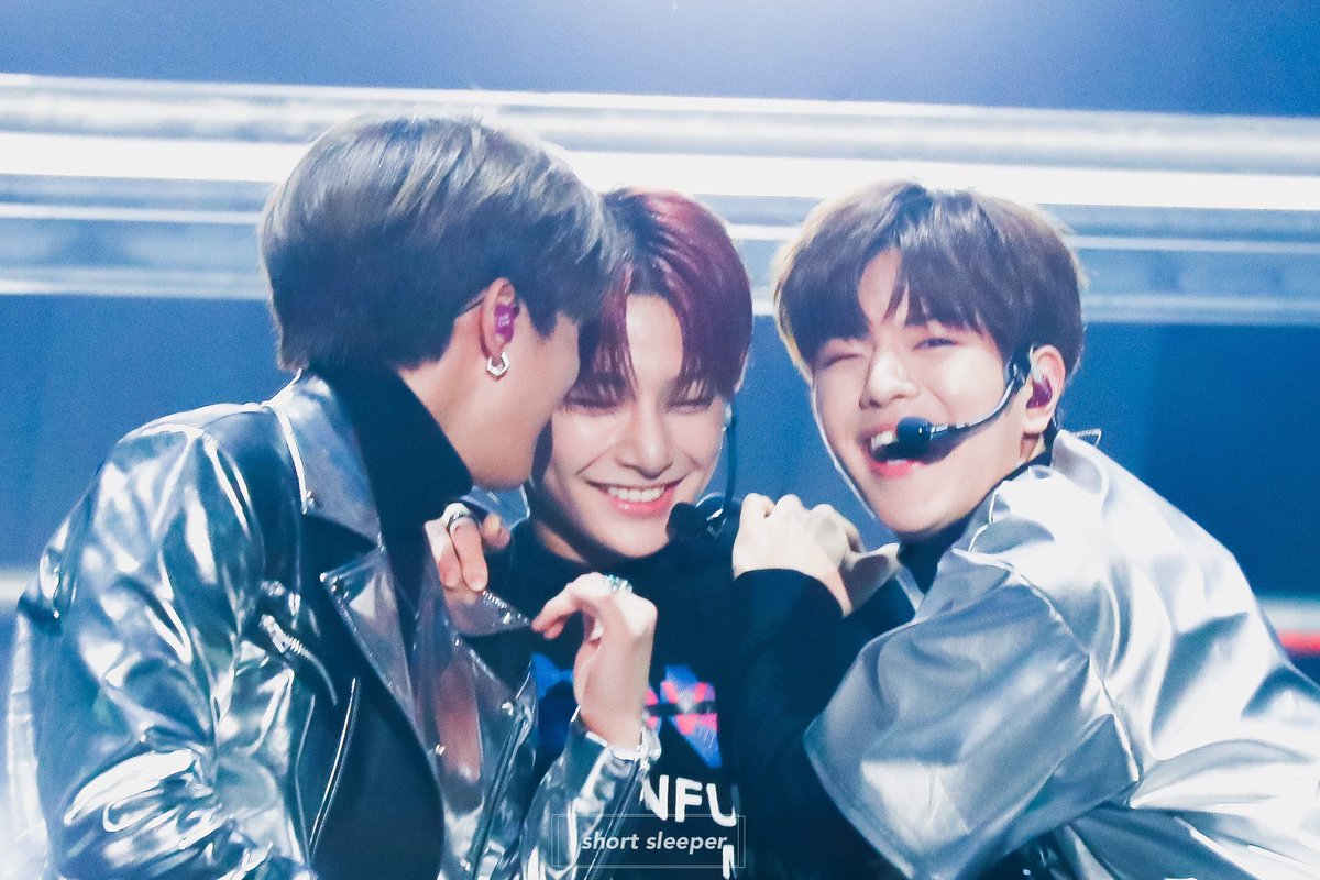 shortsleeper1's tweet photo. 190424 TMA 
かわいすぎる〜〜！！！！！

#스트레이키즈 #스트레이키즈 #정인 #양정인 #jeongin #I_N #아이엔 #한 #한지성 #승민 #김승민 https://t.co/uP9MvyXU1a