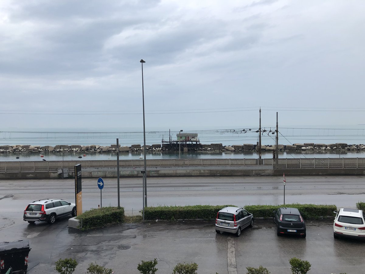 MarcoLorux's tweet photo. Partiti #ancona #exnroadtour una nuova giornata tra le nuvole (digitali e di fatto ;-)) e in mezzo agli operatori a valore del territorio #avantitutta @EXN_IT https://t.co/4O8zSj99PD