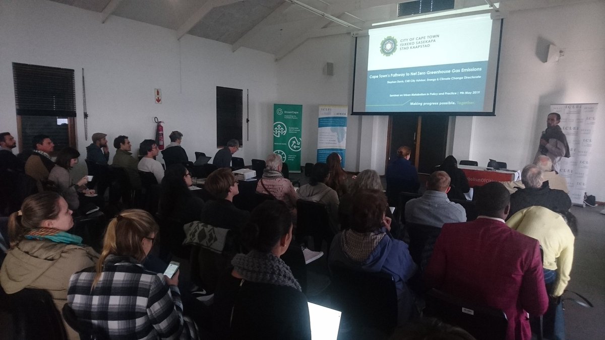 CityMetabolism's tweet photo. Stephen Davis from @c40cities shows how @CityofCT can achieve #carbonneutrality with #focussedacceleration (@McKinsey.) We need #stakeholdersupport #partnerships and to tackle #inequality.
Everybody is affected, because we are all connected. 🌍❤ #oneworld #onelove https://t.co/mzMxZPbzzQ