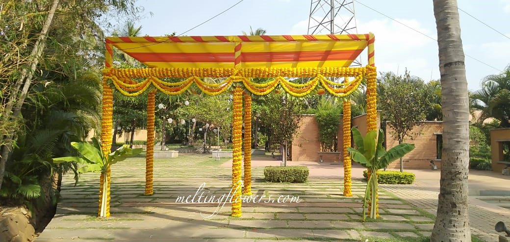meltingflowers's tweet photo. Recently Decorated Panchavati The Pavilion Bangalore For A Wedding. 
https://t.co/wn0x0xAXtA
#PanchavatiThePavilion #weddingHotels #weddingLocations #BanquetHalls #ReceptionHalls #BangaloreWedding #weddingHalls #HyderabadWedding #SouthIndiaWedding #KeralaWedding #ChennaiWedding https://t.co/D8hgEQqhbK