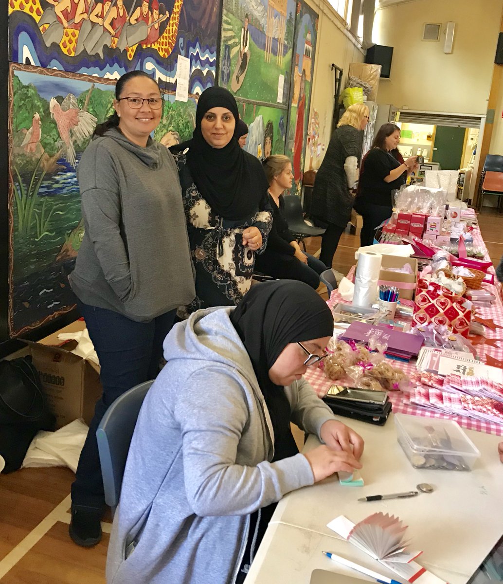 CommunityHubGPS's tweet image. Mother's Day stall today @granville_ps.  Will be selling again tomorrow during lunch. Thanks to our wonderful P &amp;amp; C parents for organising the gifts and volunteering their time. The gifts looked amazing!!!