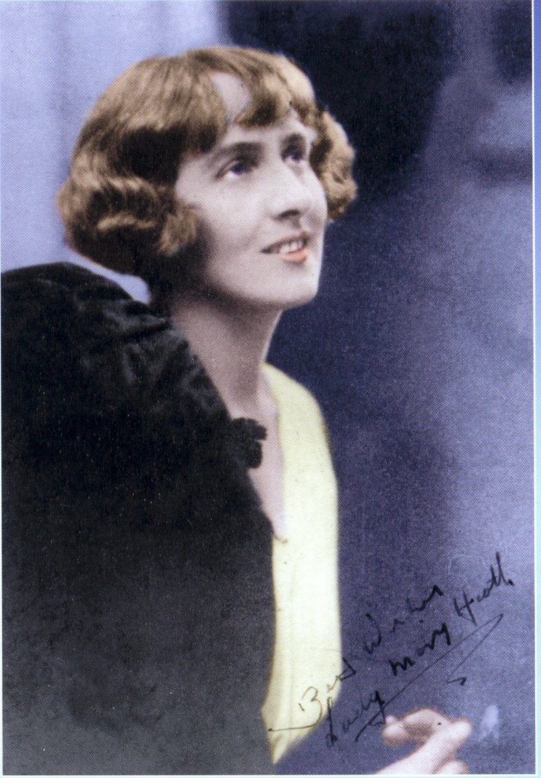 lorraineelizab6's tweet photo. #Otd 1939: Death of #Knockaderry (near #Newcastle West), Co #Limerick's Mary, Lady Heath. Co-founded AAA (set records in javelin & high jump)! 1st woman to hold pilot’s licence in Britain & to parachute from a plane! 1st person to fly Cape Town to London! https://t.co/5CUc8SbcHH https://t.co/4Op1l9aZKN