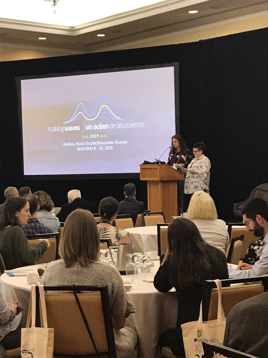 CASC_ACCS's tweet photo. Welcoming remarks from Dov Bercovici, President and CEO of the Discovery Centre, Tracy Calogheros, CASC President and Sandra Corbeil, CASC Vice President #CASC2019 #ACCS2019 @TracyCalogheros @SLCorbeil https://t.co/heUFTb9Nmc