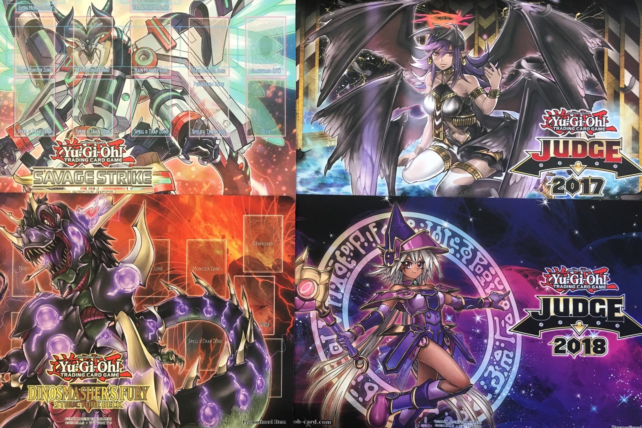 遊戯王　究極伝導恐獣 プレイマット 遊戯王 公式 究極伝導恐獣 プレイマット