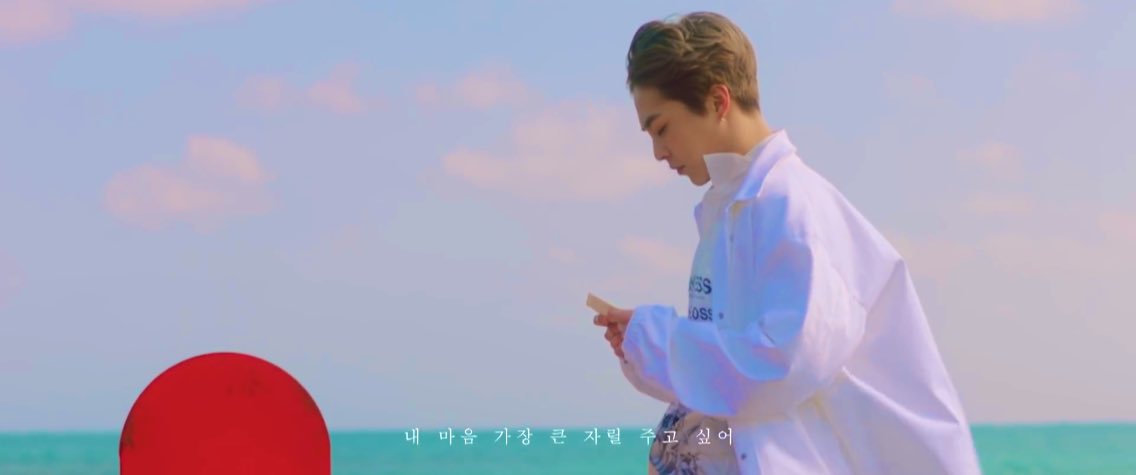 PYungmi's tweet photo. To: :)
Let’s support Miseokkie’s new song YOU 🌊💙 I miss him so much already. 🙁🙁
#XIUMIN #YOU  @weareoneEXO https://t.co/K9uZoM2wt1
