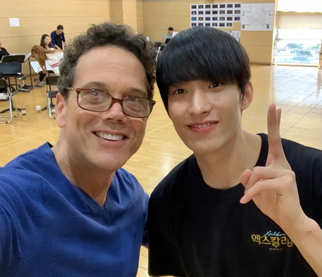 bigbangiyan's tweet photo. "The boy who would be king."

#xcaliburmusical #뮤지컬엑스칼리버 #엑스칼리버 #뮤지컬 #세븐틴 #musicaltheatre #ivanmenchell #dk #dokyeom #leeseokmin #도겸 #이석민 #kingarthur #아더왕 https://t.co/JsQhHgllL0