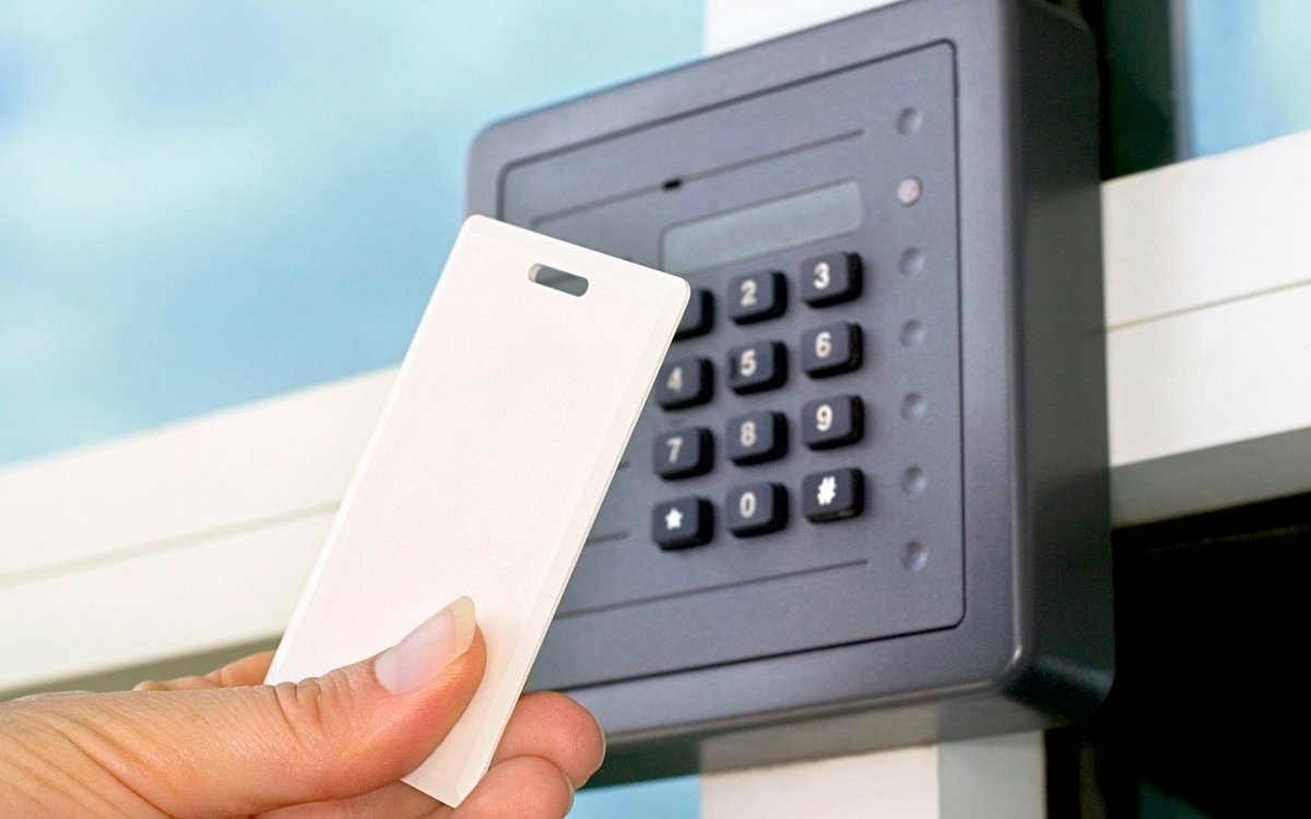 InSecurity_News's tweet image. We ask the experts on Access Control, CCTV and Integrated Security Systems ow.ly/2Ydy50u4I2T #accesscontol #surveillance #integratedsecurity #security@thebsia