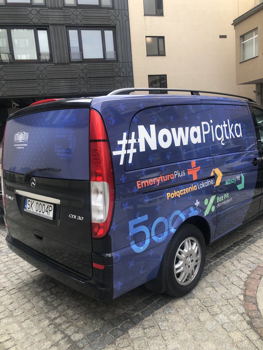 adamSzlapka's tweet image. Kampania wyborcza finansowana ze środków publicznych jest nielegalna. @pisorgpl