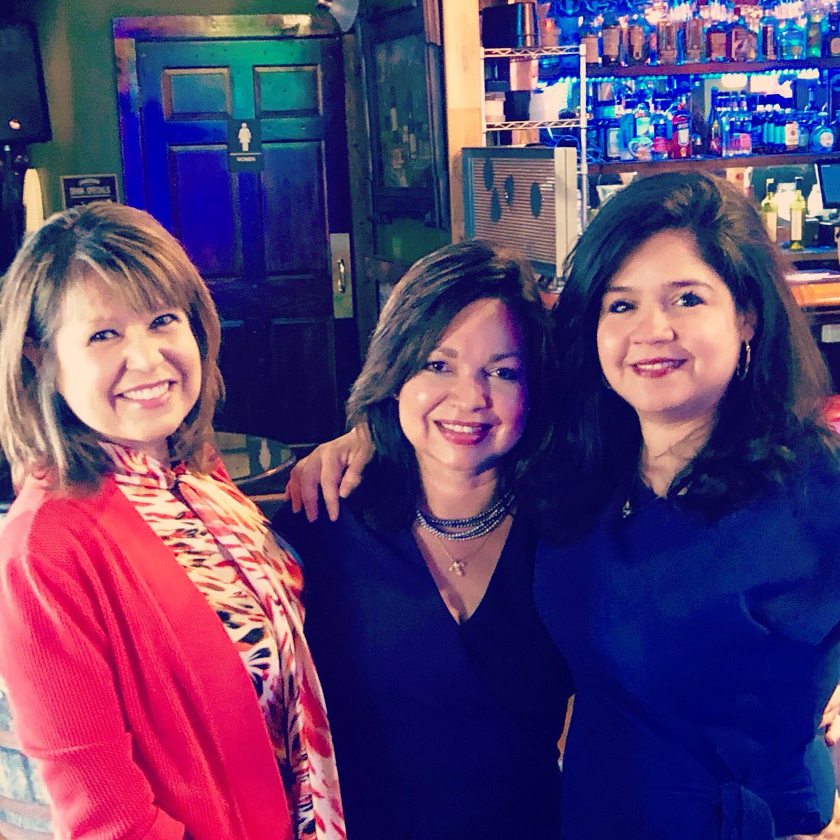 Friends make the world go ‘round.❤️