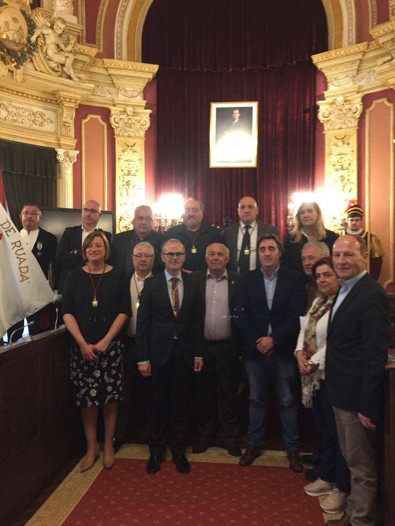 Acto histórico no Concello de #Ourense, co homenaxe á Coral de Ruada como peche do expediente de honras incoado no seu centenario e que contou co apoio e cariño de máis de 1.800 persoas. Grazas amigas e amigos da Coral de Ruada por un legado inesquecible que sempre vai perdurar!