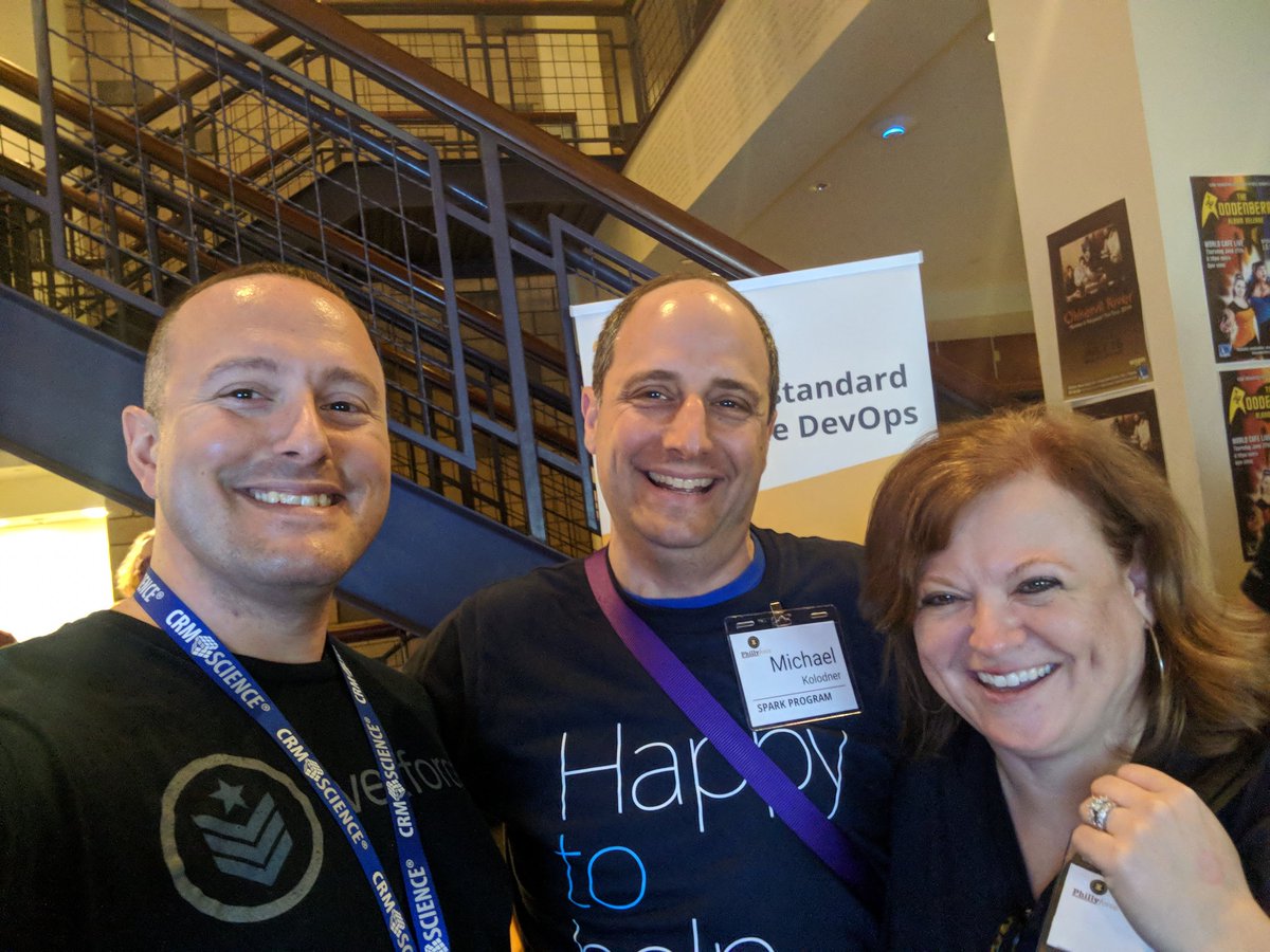 Always cool getting to see @salesforce MVP Michael Kolodner and MVP and @trailhead world famous @GinaMarquesNJ!  #phillyforce19 #pf19
