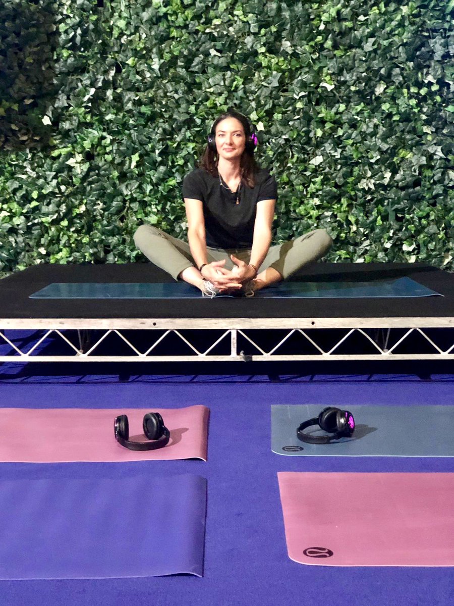 livyeates's tweet image. Delegates taking some time out to recharge at the 2019 @Optus #KickStart conference with thanks to the amazing girls from @lululemonAUSNZ #chargeandgo #wellbeing #meditation #lululemonathletica 🙏🏼💜🧘🏽‍♀️