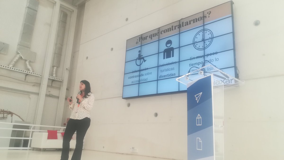 AitanaMuoz's tweet photo. Siempre es un placer participar en las actividades de #emprendimiento de @ZGZActiva del @zaragoza_es. Hoy toca la #IXEdición del #SemilleroFair con diez proyectos presentados y un premio a la mejor proyección #conductoraEventos. Todo ello amenizado por las #Antigogós https://t.co/AQyW5v7Kyz