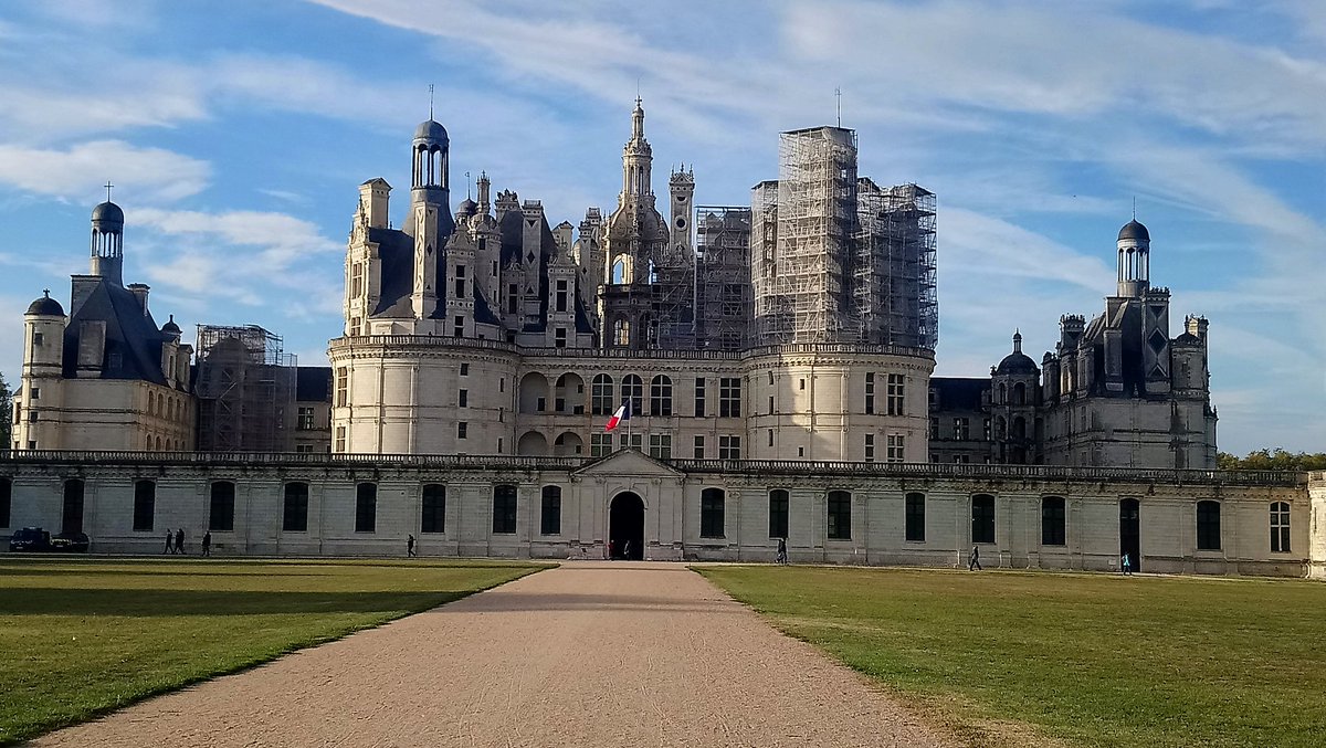 #JeudiPhoto
#ChâteauChambord
J'y vais régulièrement pour🚴 et 🦌🐗
😍