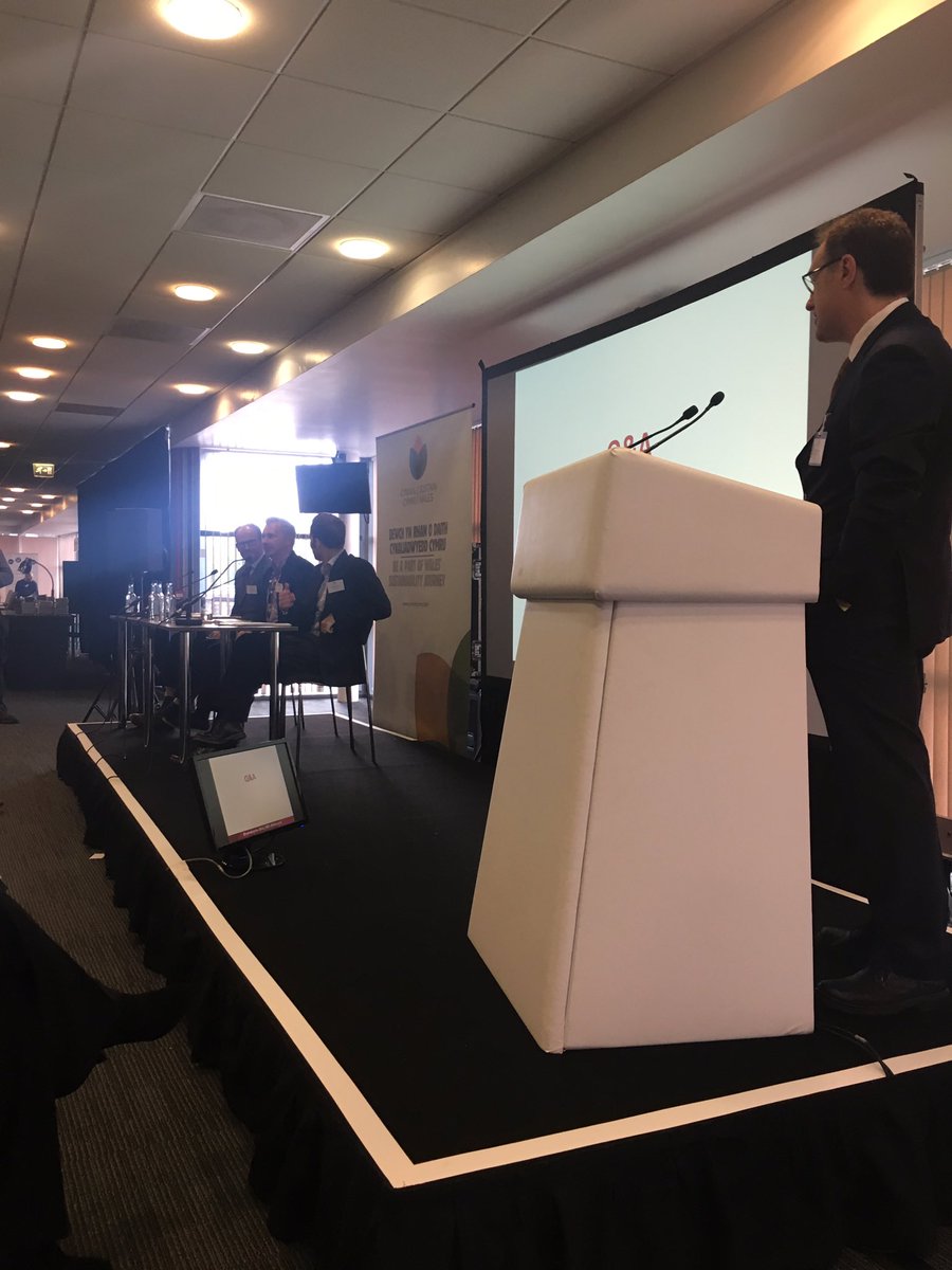 Now on the morning q and a and basically saying that <a href="/indycube/">indycube</a> approach has to be part of the solution.  Work local! #activetravel #SWSummit