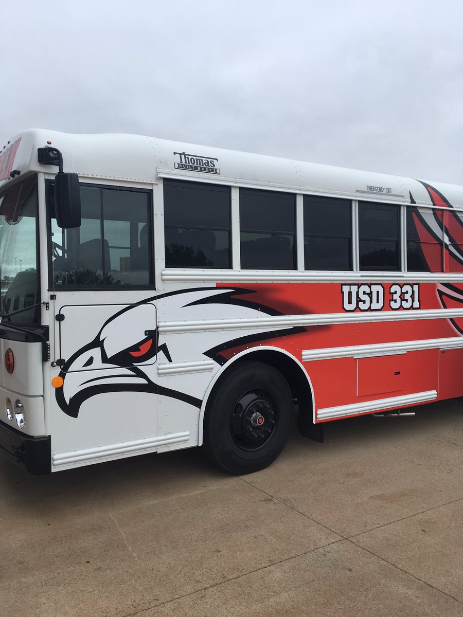 KingmanEagles's tweet image. Look what rolled into town!  New bus for Kingman!!