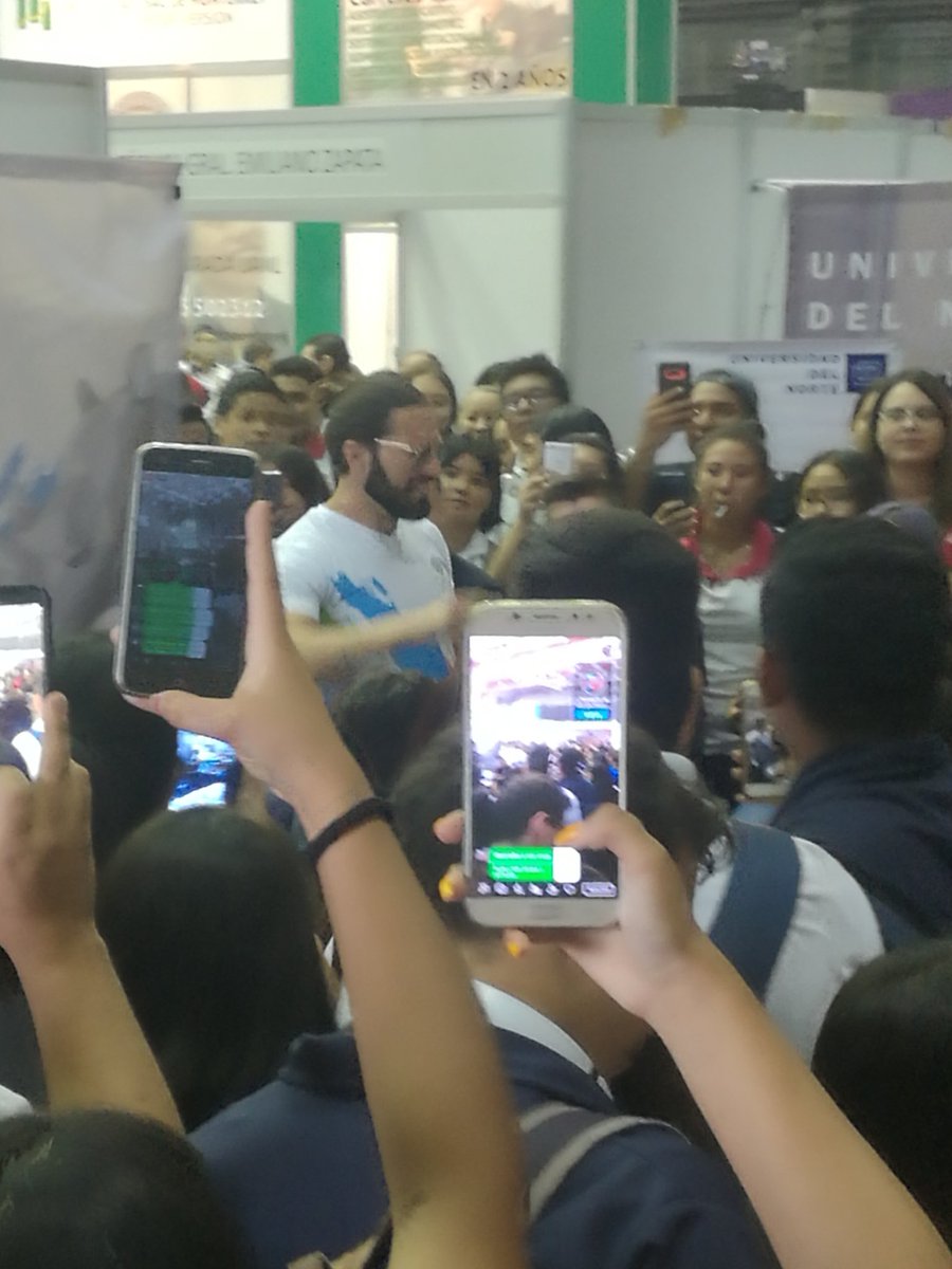 CreaUniversidad's tweet photo. Ya llego @_PonchoDeNigris ven... Solo faltas tú!
Stand @CreaUniversidad en ExpoPrepárate Gimnasio Nuevo León Unido...
Te invitamos a conocer nuestra propuesta educativa síguenos en redes @CreaUniversidad 

#Monterrey #NuevoLeon #Mexico
#CREAenTi #YoDecidoCREA #PasionPorEducar RT https://t.co/czzps5xRKR