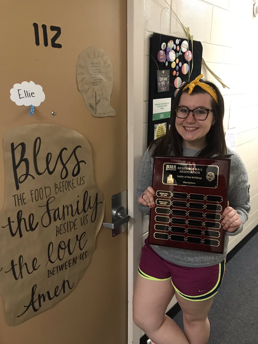SXURHA's tweet photo. We want to say another congratulations to Pacelli Hall for winning #RHABOB2019! We hope the #PaChiChi residents were able to grab some White Castle treats and see the #BOBChampion plaque this Tuesday!
🍔🍔🍔
#SXURHA #BOBPacelli https://t.co/waiFaDCdWT