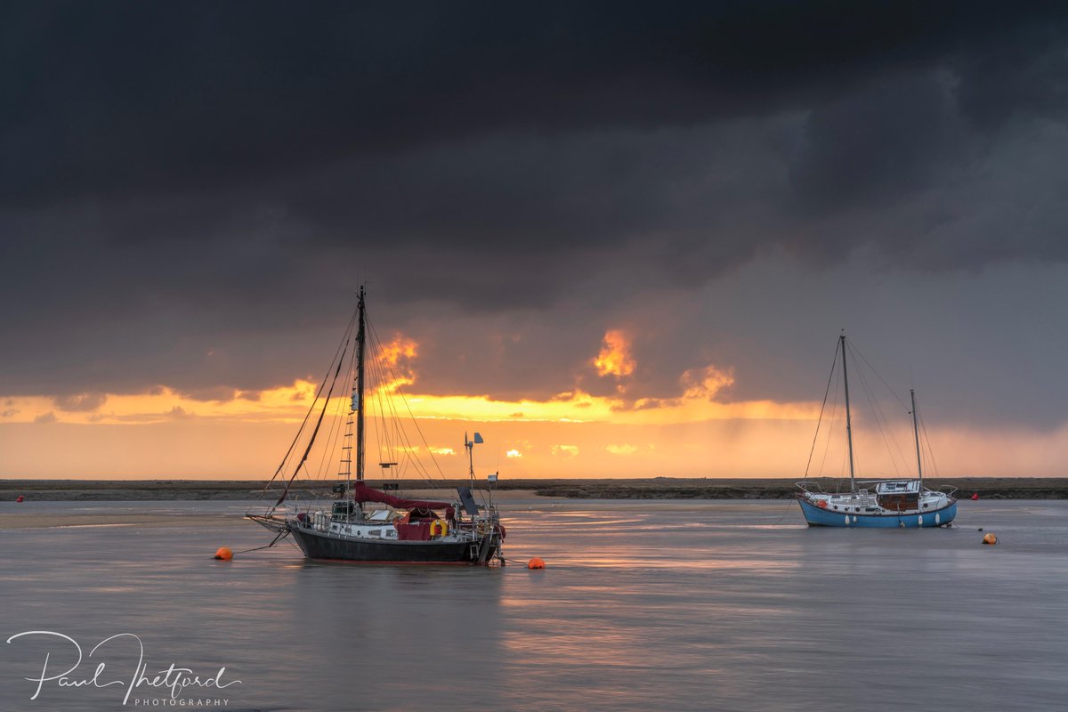 Returning tide, Wells, Norfolk coast. <a href="/NorfolkPlaces/">NorfolkPlaces</a> <a href="/atnorfolk/">All Things Norfolk</a> <a href="/vstnorthnorfolk/">Visit North Norfolk</a> <a href="/Best_of_norfolk/">Norfolk's Best</a> <a href="/LEEFilters/">LEE Filters</a> <a href="/SonyUK/">Sony UK & Ireland</a> <a href="/Lowepro/">Lowepro</a> <a href="/gitzo_tweet/">Gitzo Official</a>