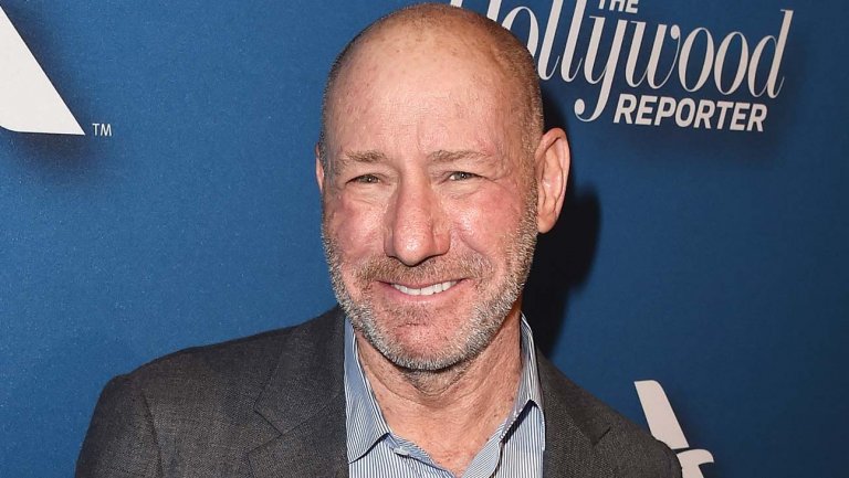 THR's tweet photo. Laura Dern, Spike Jonze among 1,000 mourners at #SteveGolin's memorial https://t.co/XwUjcsUbsM https://t.co/Y1OQvFK3YS