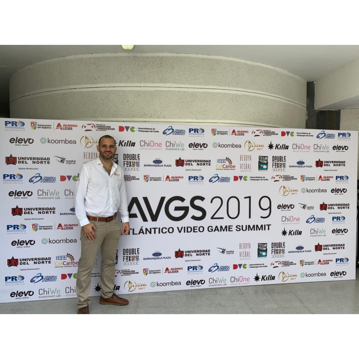 ¡Ya estamos en el #AVGS2019 en la ciudad de #Barranquilla!

Un evento organizado por <a href="/Gobatlantico/">Gobernación Atlántico</a> para fortalecer 💪 el ecosistema de #videojuegos del departamento🕹🎮

#LaClaveEsElSoftware