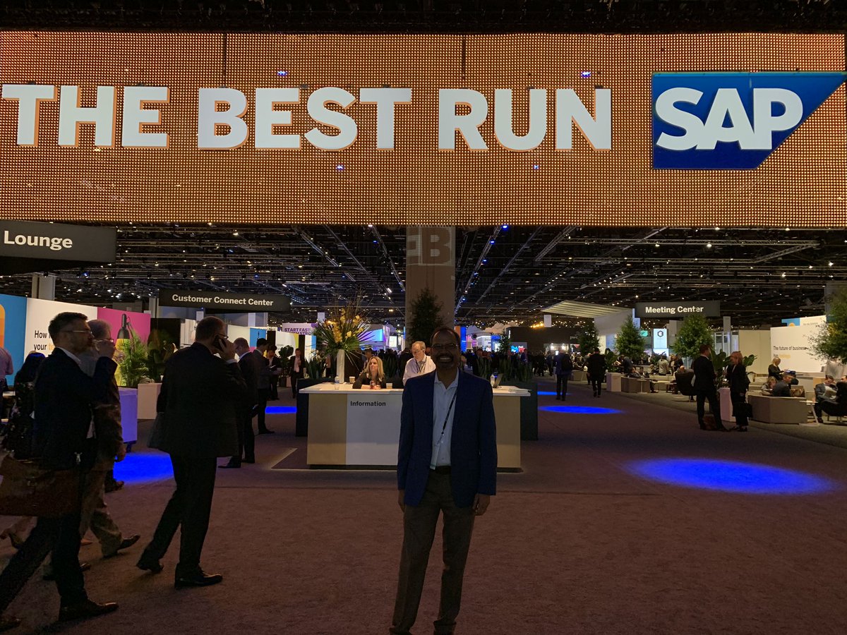 SpotlineInc's tweet photo. Attending #SAPPHIRENOW in Orlando https://t.co/YUdWaeQCGZ
