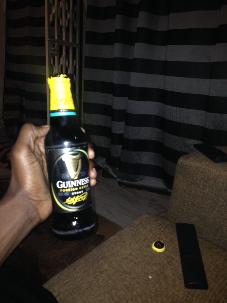 Kamali_21's tweet photo. Stay home, drink ko Guinness of 3k and watch Arsenal throw that lead away too.😂
#MadeOfMore #MadeOfFootball https://t.co/2WD15fN9VW