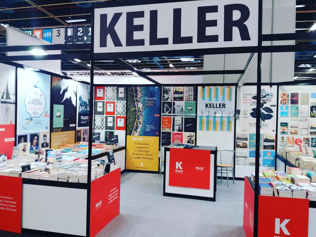 KellerEditore's tweet photo. La nostra Kasa per i prossimi 5 giorni. Vi aspettiamo al @SalonedelLibro allo stand Q108 del padiglione 3. 

#SalTo19 
#librikeller
#lettorik https://t.co/htpnOfAGh7