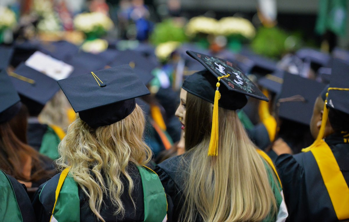 marshallu's tweet photo. Approximately 1524 students will receive degrees from Marshall this weekend. Two-time graduate and public relations senior executive Susan Hellems Lavenski will be the keynote speaker for both ceremonies on Saturday. More: https://t.co/7UQuwnTfX8 #MarshallGrad18 #MarshalluFamily https://t.co/x3F34AWkT2