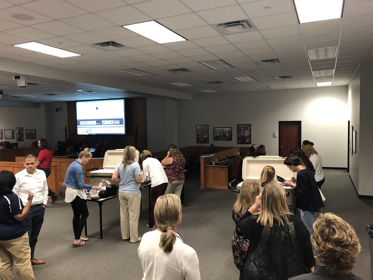 teccses's tweet image. A BIG #TECCSES thank you to our lunch sponsor, NAZCA! 

Make sure to stop by their table and say thanks, and visit them at itnazca.com!