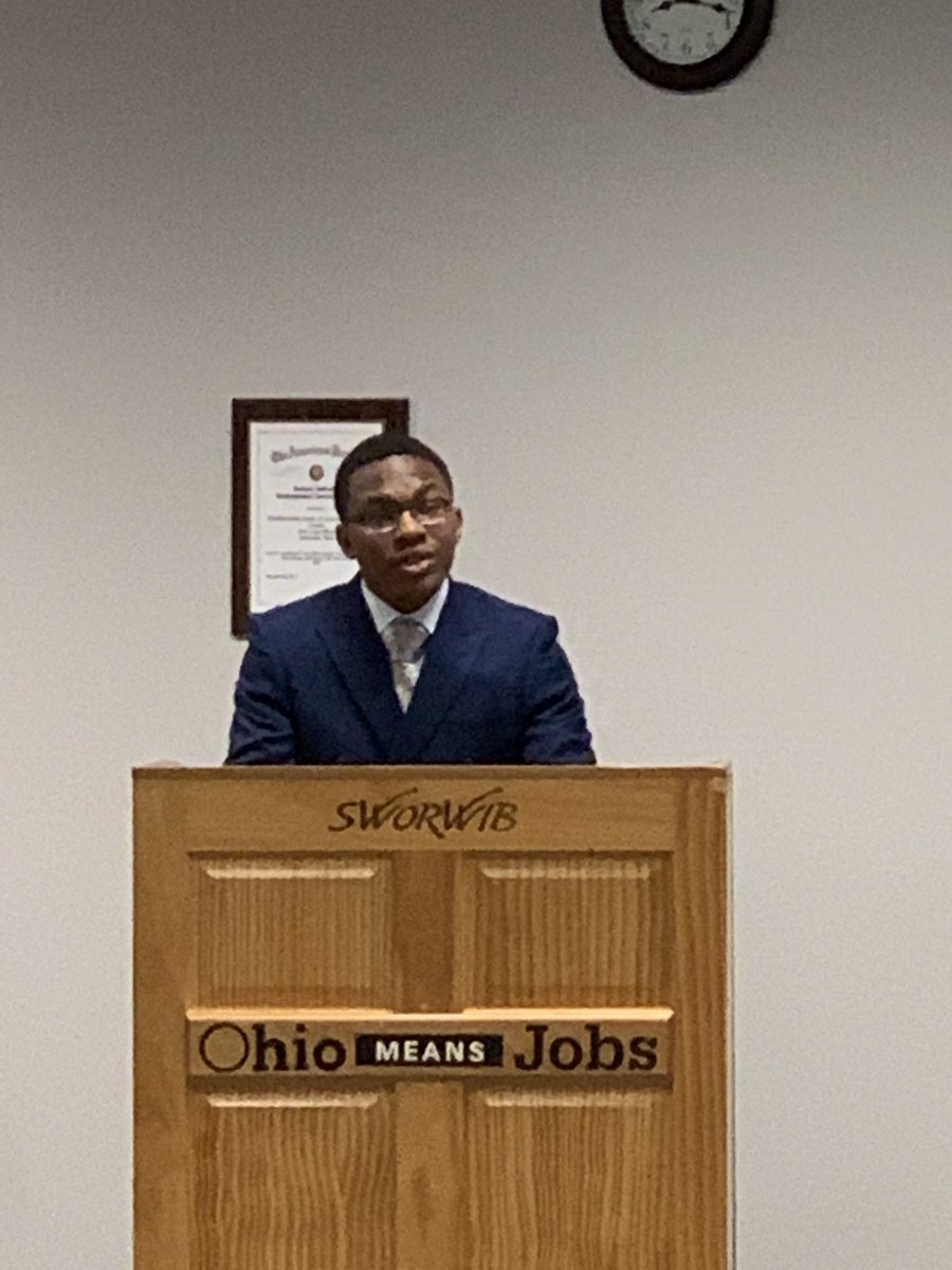 laurencejones3's tweet photo. I had the pleasure of hearing Goldeci Peterson of North College Hill HS. He is an awarding winning speaker. Simply amazing! @NCHSup #SWORWIB https://t.co/PAdHOugtkN