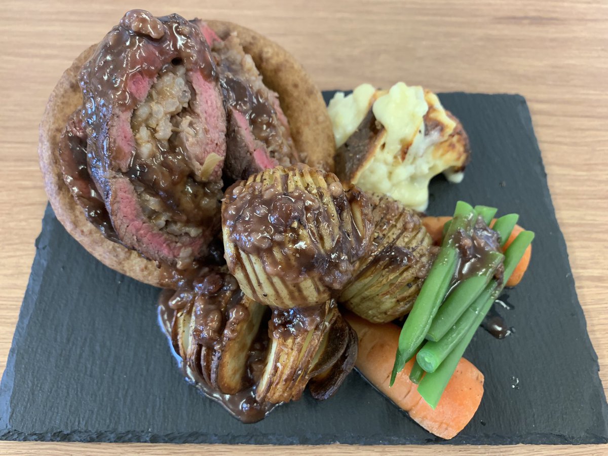 BethanyFood's tweet photo. Y10 meat tenderising lesson yesterday. 16 kids: 6oz rump tenderised and filled with French Onion risotto cooked sous-vide, with Yorkshire pud, hasselback potatoes, cauliflower cheese, veg and a red wine reduction. #WhoSaysWeDontTeachCooking #LearningIsLimitless #LoveWhatYouLearn https://t.co/RZvdJpaImM