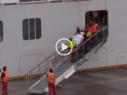 #Norvegia , lo sbarco dei passeggeri della #VikingSky