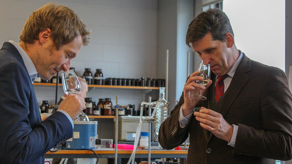 HeriotWattUni's tweet photo. "With 70% of UK distilleries based in Scotland, @UKGovScotland values @ICBDatHWU’s support to this sector which is so vital for Scotland and its economy.” @IanDuncanHMG during his tour of our #distilling and #brewing facilities
https://t.co/z8B60wJcI1 https://t.co/JMzSvEb5Ud
