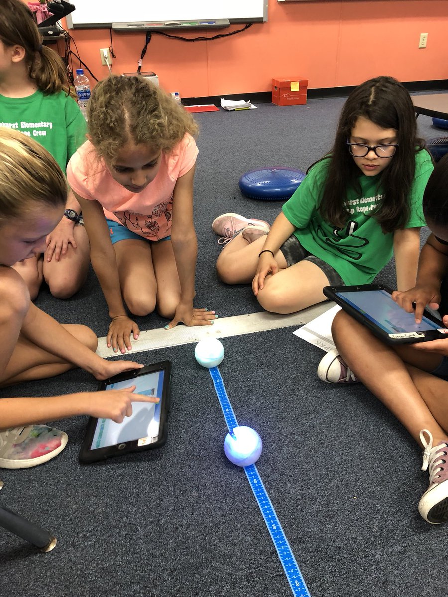 rebeccanyiri's tweet photo. Using spheros to measure time, speed and distance! @Ashley_Priem @ashlee_ciccone https://t.co/yQdAVBVARj