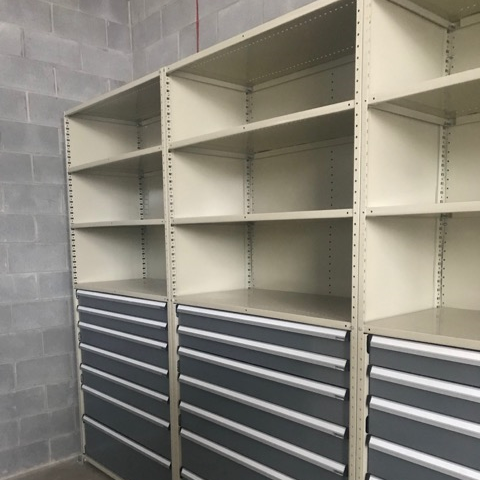HarrisHandling's tweet image. Need a custom storage system? We can handle that.
Visit bit.ly/2VnA9aN to learn more about we can create the storage system perfect for your needs. 
#MaterialHandling #Storage #Warehouse #HarrisHandling #Charlotte #CharlotteBusiness