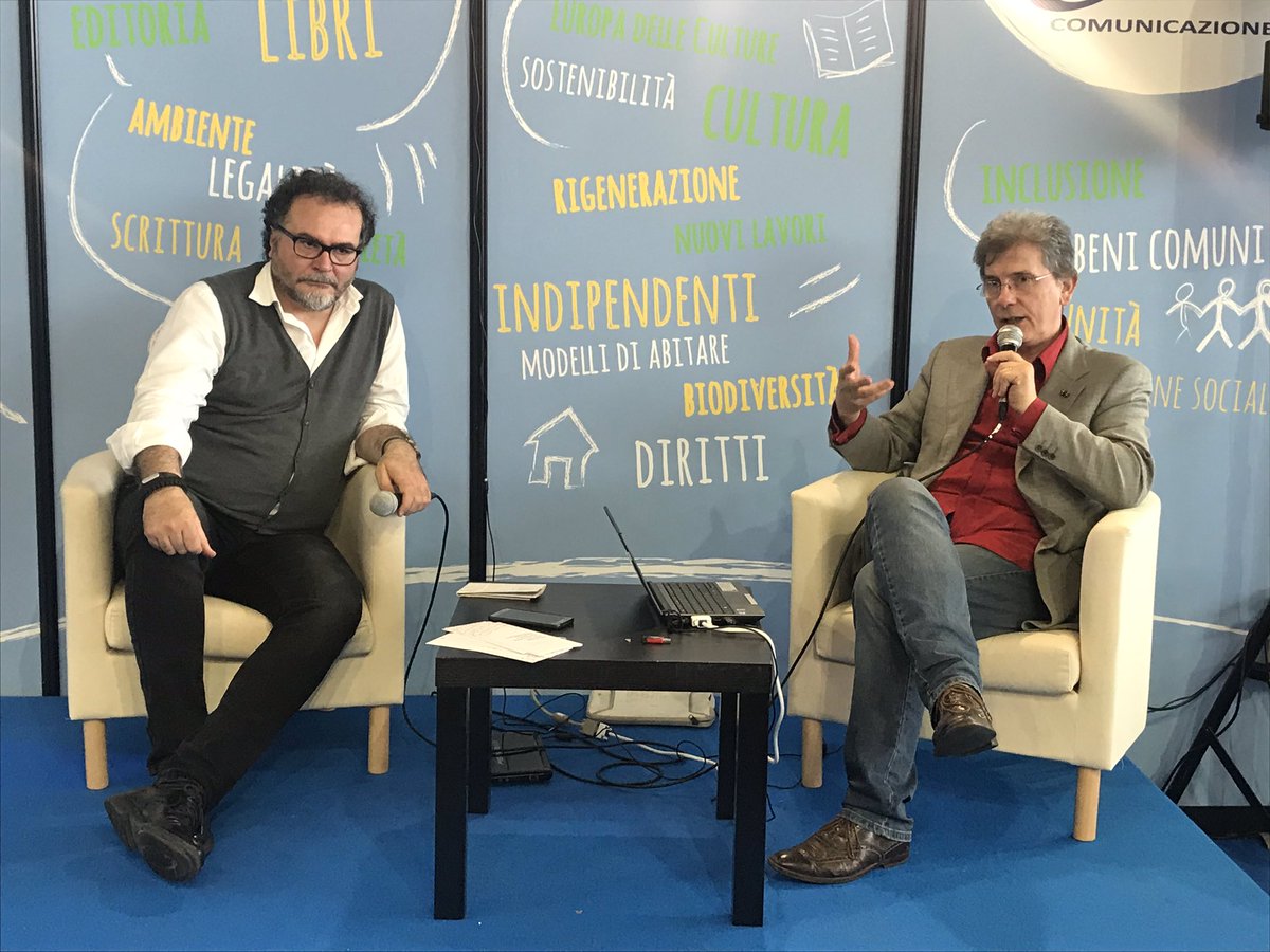 docservizi's tweet image. “La filiale è il primo punto di riferimento per chi sta cercando  #tutela, #legalità e #certezza nella propria attività lavorativa”. Queste le parole di Giancarlo Stellin, Doc Servizi filiale di Novara al @SalonedelLibro. 

#SalTo19 #SalTo2019
