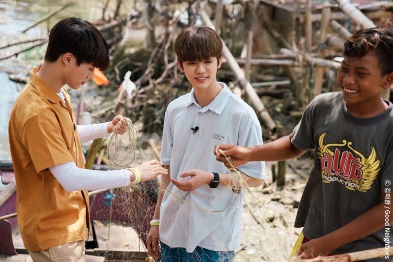 nctzenhalu's tweet photo. The most precious angels💚✨ https://t.co/ER6zaTr7JG
