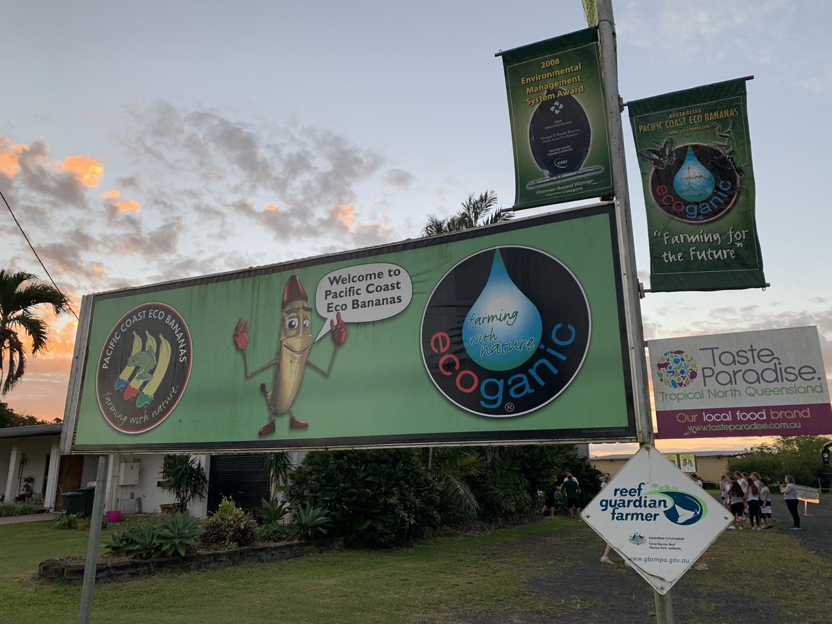 yourfavgalpal's tweet photo. Thank you Frank and Diane for always welcoming us into your home. A loyal supporter of the red tip banana #ecoganic #redtipbanana https://t.co/evNSO9vma9