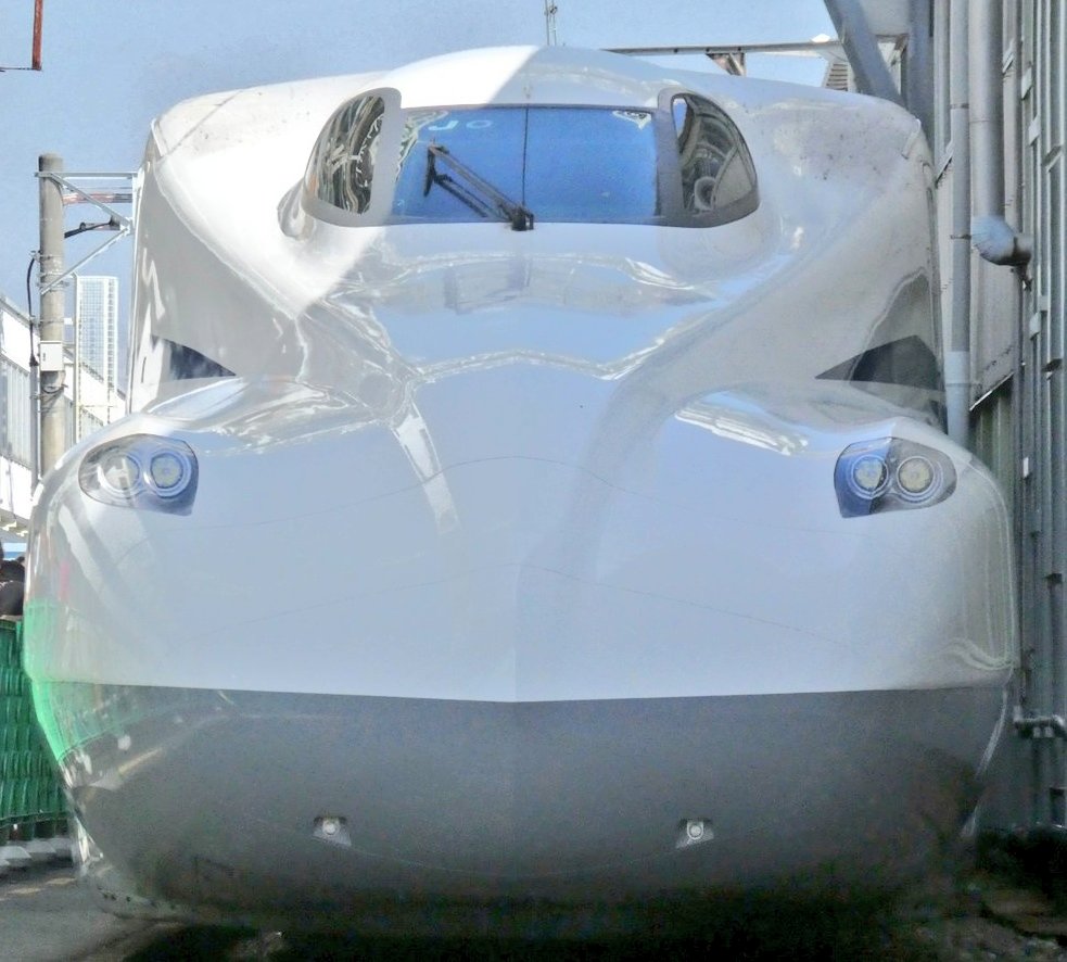 G3YXbKpR9ppdYVY's tweet image. ひとりごと ３

JR東日本の新型試験車『ALFA-X』

他の新幹線と比較しても、その形の凄さが解る

この試験車の挑む世界が、他の車両とは別次元にある証だ

400kmに挑む #ALFAX
360kmに挑む #N700S
360kmに挑んだ #Fastech
320kmが日常の #E5系

※ ALFA-X画像は『乗りものニュース』から。他は筆者撮影